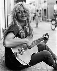 Brigitte Bardot - images.jpg