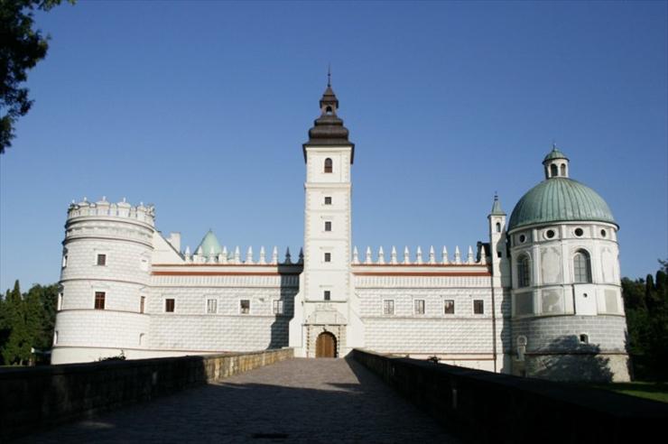 zamki w Polsce - zamek_w_krasiczynie.jpg