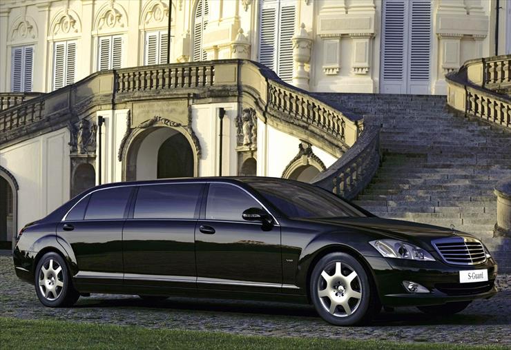 filmi  fotki  inn... - 2008-mercedes-benz-s-600-guard-pullman-secure-luxury-limousine-a-full.jpg