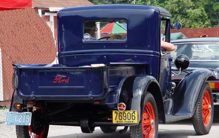 auta z duszą - 1930-ford-pickup-blue-ra-nf.jpg
