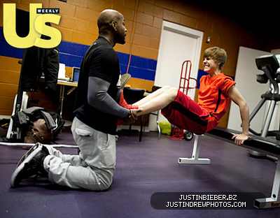 Justin w sali gimnastycznej - s3tq5.jpg