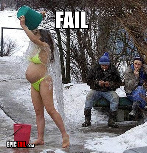 Wtopy - shower-fail-pregnant-bikini-winter.jpg