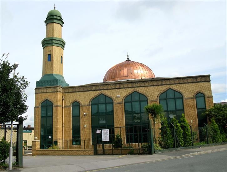 Cuda architektury - Masjid An Nour Mosque in Preston - England.jpg