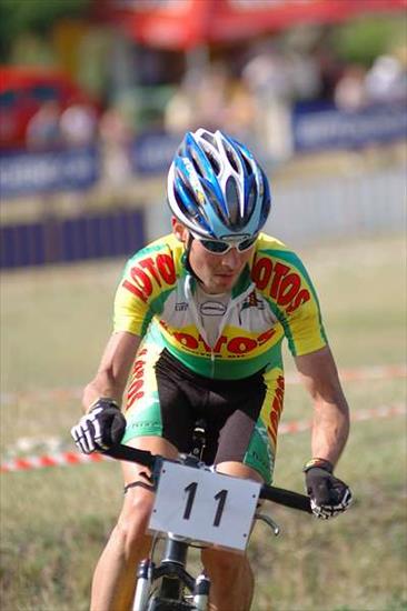 FOTO MTB Mistrzostwa Polski  2005 - Michał Bogdziewicz - III miejsce MP MTB 2005.jpg