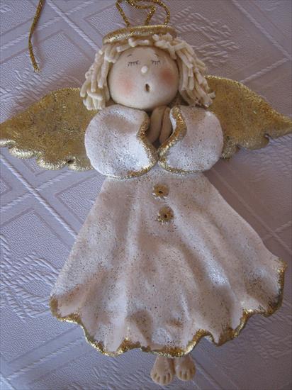 Aniołki - aniołek z ciasta.JPG