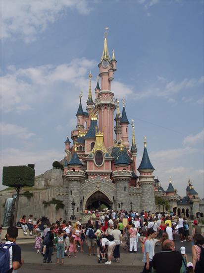 Tapety Chiny - disneyland_paris_castle.jpg