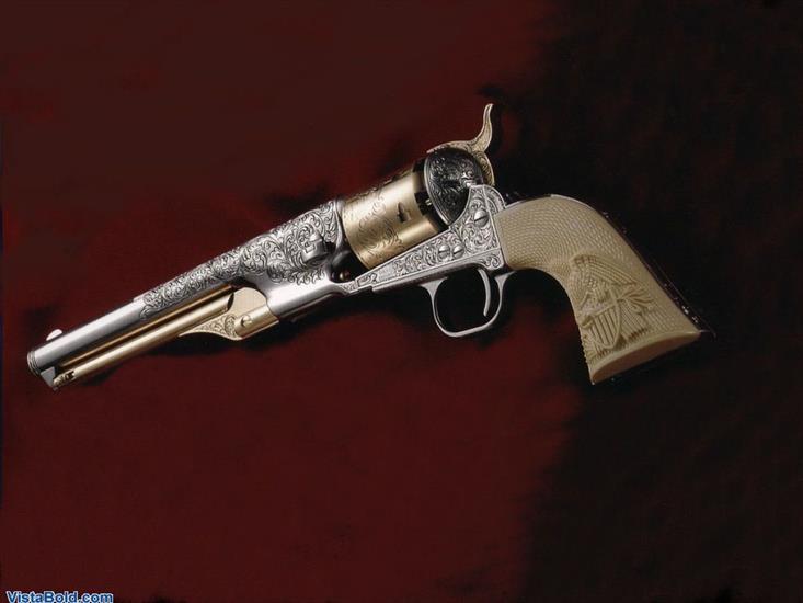 bron- - 7153_Cowboys_revolver.jpg